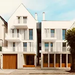 Friedrich und Franz by FeWoZauber, 8 Pers, Zentral, 250m Strand, Tiefgarage, Design Architektur