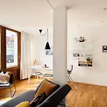 Friedrich Und Franz By Fewozauber, 8 Pers, Zentral, 250m Strand, Tiefgarage, Design Architektur * Rostock